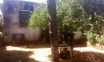 Imagem 7: Casa à venda com 4 dormitórios quintal e garagem