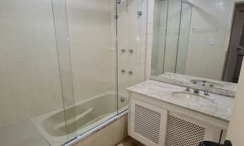 Imagem 2: Casa Portogalo no Canal, lancha até 18 metros piscina 4 suítes e piscina