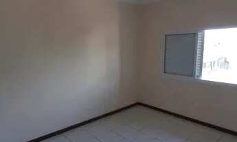 Imagem 4: Casa para venda em Jardim Astro de 180.00m² com 3 Quartos, 1 Suíte e 4 Garagens
