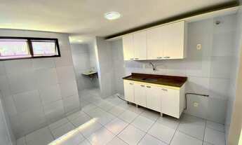 Imagem 2: Apartamento no Alto Branco com duas vagas na garagem e três quartos sendo duas suítes