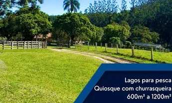 Imagem: Natureza ao seu alcance Terreno cercado