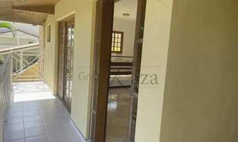 Imagem 4: Casa Condomínio - Urbanova - Residencial Portal da Serra - 3 Dormitórios - 243m²