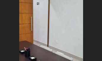 Imagem 6: Casa para venda possui 130 metros quadrados com 1 quarto em Centro - Jundiaí - SP