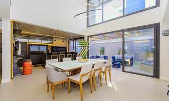 Imagem 7: Casa com 3 suítes em condomínio em Santa Felicidade