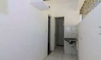 Imagem 4: ALUGO APTO AMPLO NA MADALENA