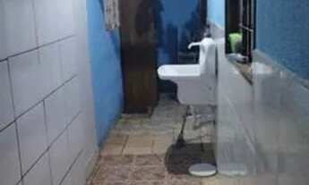 Imagem 4: ALUGO UMA CASA DE FUNDO 2 QUARTOS 323 SAMAMBAIA SUL