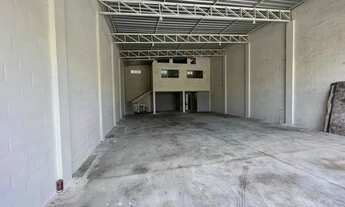 Imagem 2: Aluga-se prédio na BR 232 em São Caitano