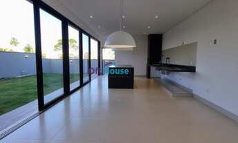 Imagem 6: Sobrado em condomínio à venda com 280 m2 com 4 suítes no Cond. Vale Verde Senador Canedo e