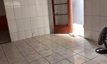 Imagem: Vendo casa na estrutural