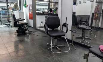 Imagem 5: Passo o ponto: Cabelereiro e Loja de Roupas com mezanino