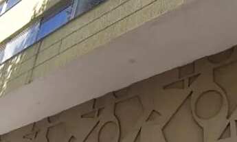 Imagem 2: Alugo apartamento 2 quartos Central semi-mobiliado garagem andar alto com o proprietário