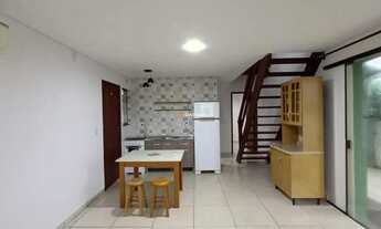 Imagem 4: Casa Ampla com Quintal e Varanda- Conforto em Cada Detalhe