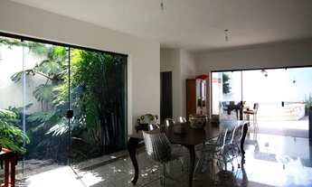 Imagem: Casa com 4 quartos no Belvedere em belo