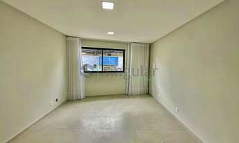 Imagem 2: Casa 3 Quartos 3 Banheiros Bairro São Pedro Juiz de fora/MG- Garagem - Área Externa - Lava