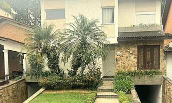 Imagem: Alphaville 4 para aluguel possui 300 metros