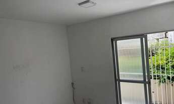 Imagem 6: Alugo apartamento 2 quartos e garagem 1.300,00 Porto da madeira