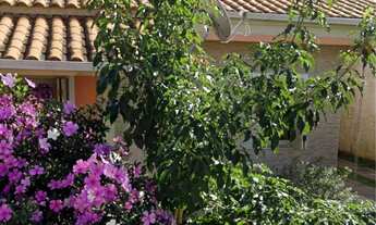 Imagem: Aluga cama em casa das gurias e LGBT