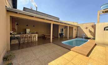 Imagem 2: Casa 3/4 com suíte e Piscina Vila Regina