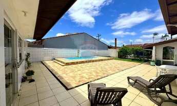 Imagem 5: Casa Luxuosa com Piscina em Peruíbe, São Paulo