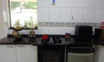 Imagem 5: Sobrado para venda possui 237 metros quadrados com 4 quartos em Jardim do Estádio - Santo