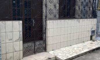 Imagem 5: Casa para venda possui 60 metros quadrados com 2 quartos em Lobato - Salvador - BA