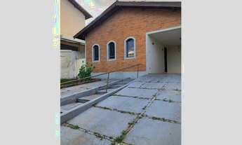 Imagem 1: Casa com 5 dormitórios para alugar, 216 m²