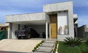 Imagem: Casa à venda 3 Quartos, 300M², Bellevie