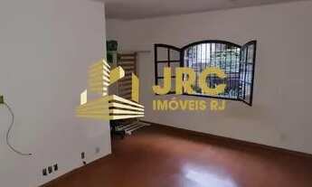 Imagem 2: Casa para venda possui 191 metros quadrados com 3 quartos em Méier - Rio de Janeiro - RJ