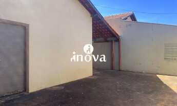 Imagem 2: Casa à venda, 2 quartos, 2 vagas, Espanha, Residencial Jardim - Uberaba/MG