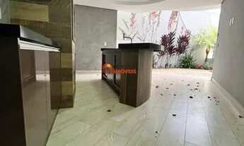 Imagem 2: Casa de condomínio para venda possui 255 metros quadrados com 3 quartos