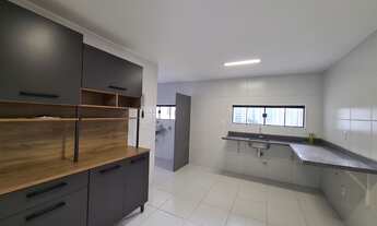 Imagem 4: Apartamento para aluguel possui 123 metros quadrados com 3 quartos