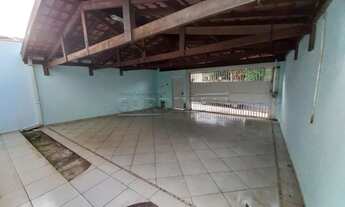 Imagem 3: Casa 3 dormitórios sendo 1 Suite Com 4 Vagas de garagem em bairro Nobre