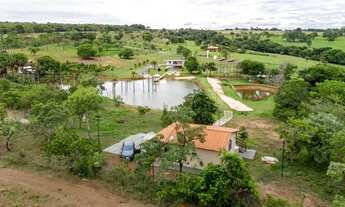 Imagem 3: Chácara de 3.37 alq de Luxo em Caldas Novas-GO