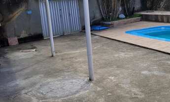 Imagem: Casa com piscina pra vender