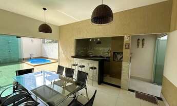 Imagem: Casa no condomínio Carmel disponível para