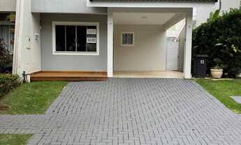 Imagem: Sobrado com 3 quartos, suíte e espaço