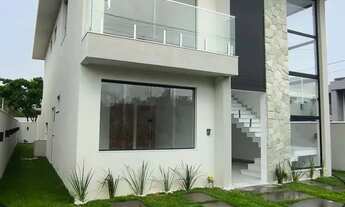 Imagem: Casa duplex com piscina quartos espaçosos