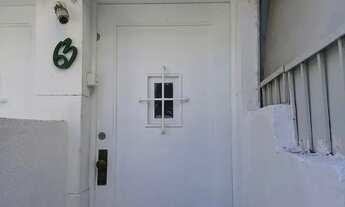 Imagem 2: Casa de sobrado para aluguel possui 50m quadrados com 2 quartos em Tijuca - Rio de Janeiro