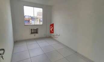 Imagem 5: Apartamento Aconchegante com 2 Quartos e Varanda