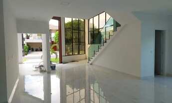 Imagem 2: Imóvel Casa para venda possui 363 metros quadrados com 5 quartos em Parque Verde - Belém