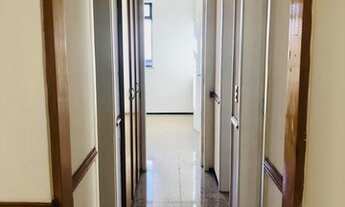 Imagem 7: Apto na Varjota com 130m2 de área, 3 quartos, móveis fixos, dependência completa e 3 vagas