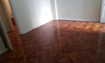 Imagem 3: Apartamento para venda possui 80 metros quadrados com 2 quartos em Copacabana - Rio de Jan