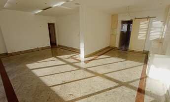 Imagem 2: Excelente Apto de 3 Quartos na Quadra da Praia do Leblon