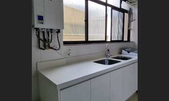 Imagem 5: Apartamento para venda possui 211 metros quadrados com 3 quartos em Centro - Florianópolis