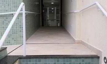 Imagem 3: Bairu - 2/4, suíte, frente, bem iluminado, área de serviço grande, rua exclusivamente resi