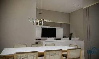 Imagem 4: Excelente Casa com 4 Quartos, Suíte com Closet e Hidro, Piscina e 4 Vagas no Alphaville em