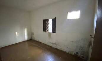 Imagem 4: Casa 2 quartos, sala, cozinha e banheiro