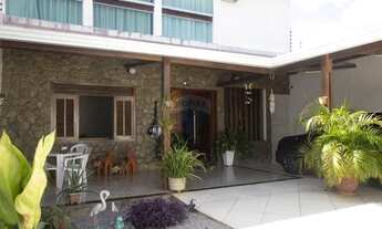 Imagem 2: Belíssima Casa 05 Quartos 02 Suítes (Suíte principal com Closet) Próximo ao Shopping Rei