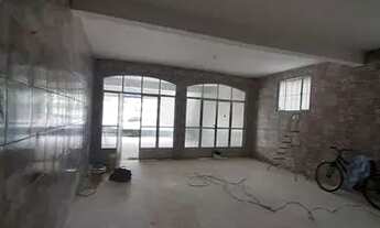 Imagem 7: Sobrado para venda possui 266 metros quadrados com 5 quartos na Senador Lemos