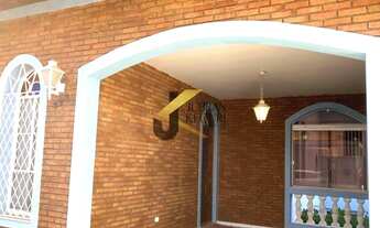 Imagem 2: Casa no Proença, rua tranquila, próxima À Avenida Princesa D'Oeste, 3 quartos com suí